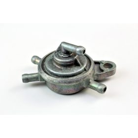 Benzincsap 3+1 csatlakozós Suzuki AD