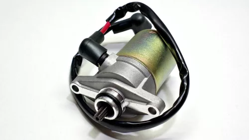 Önindító 4T GY6 50ccm, 4 ütemű kínai robogóhoz