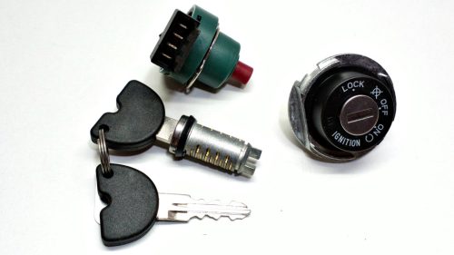 Gyújtáskapcsoló PIAGGIO FLY / HEXAGON / LIBERTY / NRG / X7 / X9 / ZIP / GILERA ICE / RUNNER / VESPA ET2 / ET4