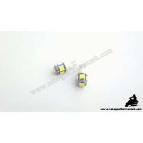 SMD 5 LED-es izzó T10 4W fehér 1 pár
