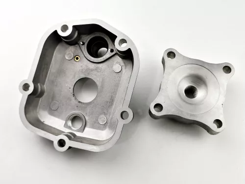 Hengerfej DERBI SENDA D50B0 2006>, GPR 2006> / GILERA 50 SMT 2006>, RCR 2006> 70ccm