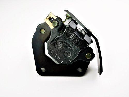 Féknyereg Suzuki GN125