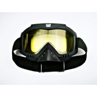 Szemüvegek, maszkok