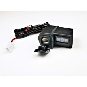 USB töltő aljzat robogóhoz 12V digitális kijelzővel