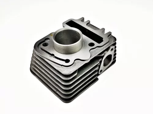 Hengerszett PIAGGIO 50CC 4T FLY / VESPA LX / S / SPRINT / PRIMAVERA D.39MM 4T 39mm - 4 szelepes