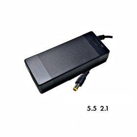 Töltő 54.6V 2.0A - elektromos roller